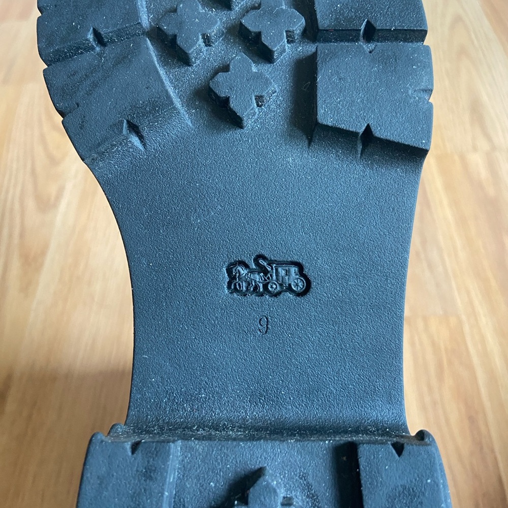 Coach Chelsea Boots - Picture 5 of 8